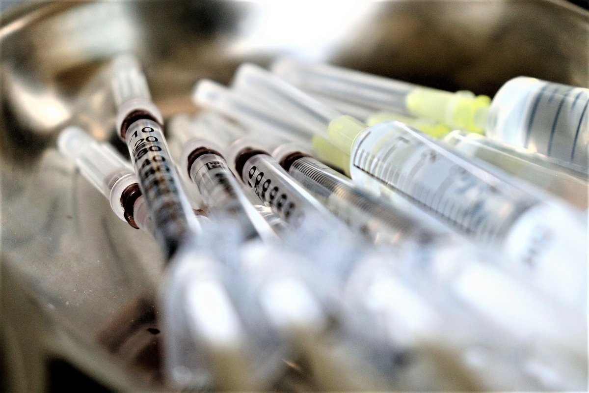 +++ Eilmeldung +++ Tausende Israelis wurden nach dem ersten Impfstoffschuss positiv auf Coronavirus getestet!
