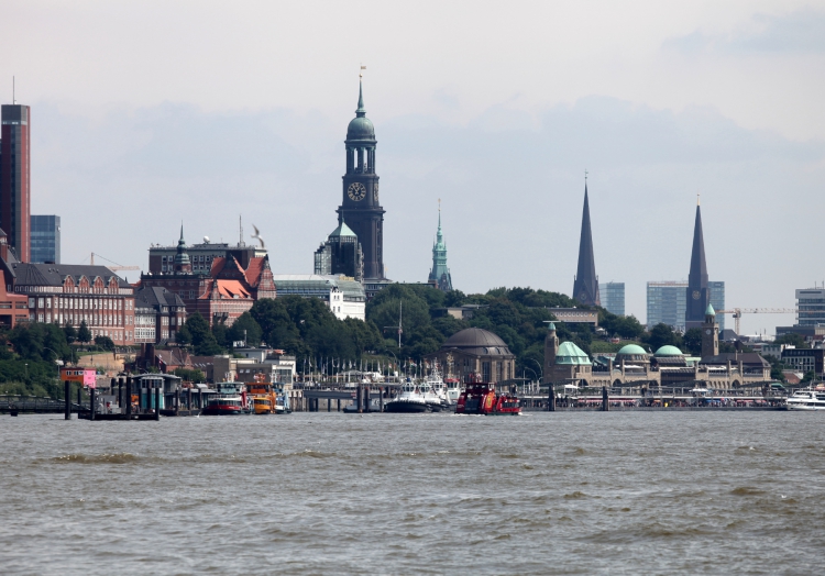 Tschentscher: Impfstoff-Menge für Hamburg falsch berechnet