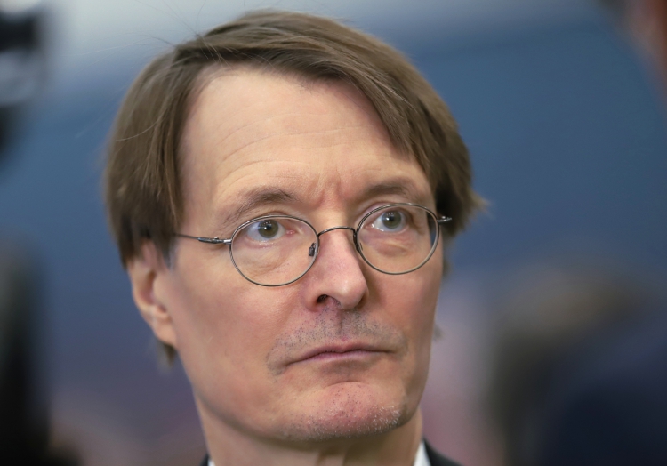Lauterbach: Schulöffnungen wären "gefährlich"