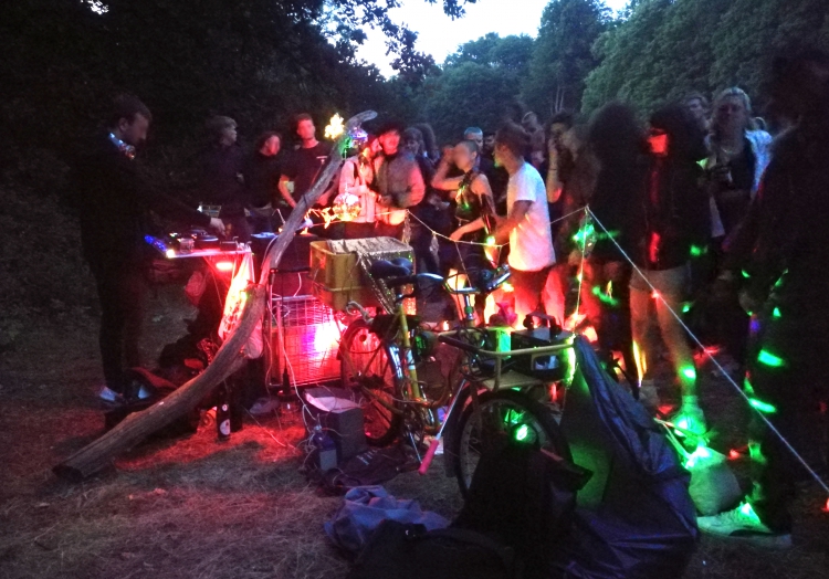 Lauterbach: Sommer hilft gegen Virusvarianten nicht