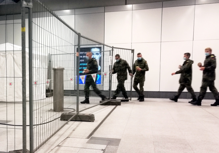 Wehrbeauftragte lobt Corona-Hilfe der Bundeswehr