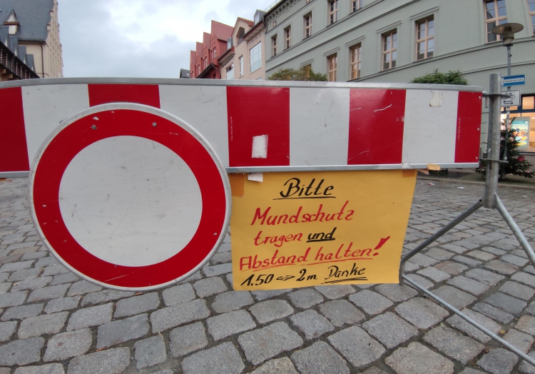 Führende Unionspolitiker fordern Corona-Strategiewechsel