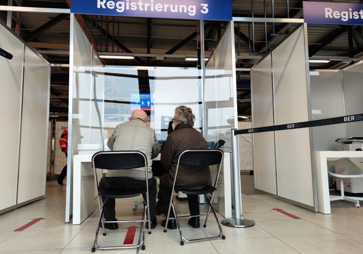 Ärztekammer drängt Regierung zur Aufklärung der Impfschwierigkeiten