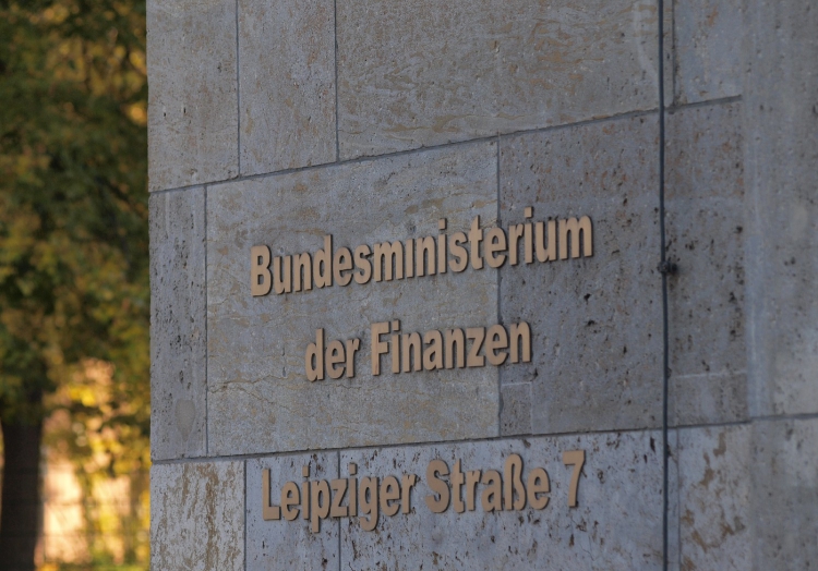Finanzministeriums-Ausgaben für Öffentlichkeitsarbeit verdoppelt