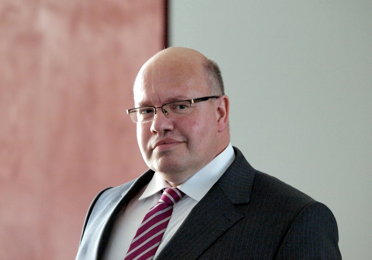 Altmaier von Merz-Offerte unbeeindruckt