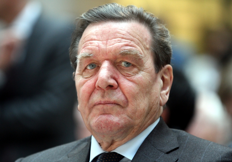 Altkanzler Schröder kritisiert neuerdings Russland