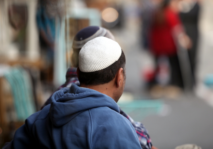 Regierung ruft zu Zivilcourage gegen Antisemitismus auf