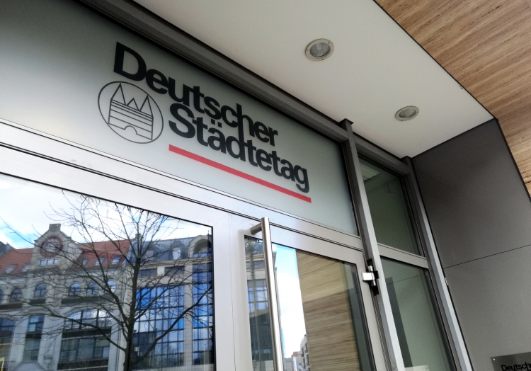 Städtetag pocht nach Impfgipfel auf mehr Planungssicherheit