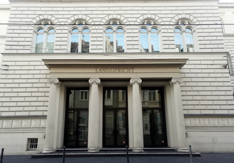 62 Klagen von Maskenhändlern gegen Gesundheitsministerium