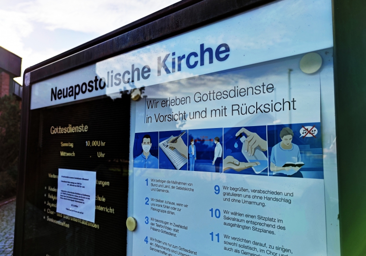 Kirchenkritiker fordern strengen Lockdown für Gotteshäuser
