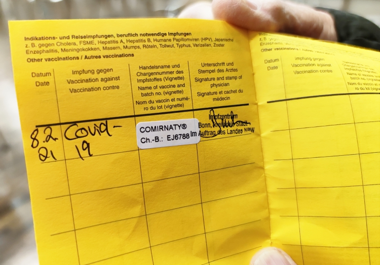 EVP-Fraktionschef dringt auf Ausgestaltung des EU-Impfpasses