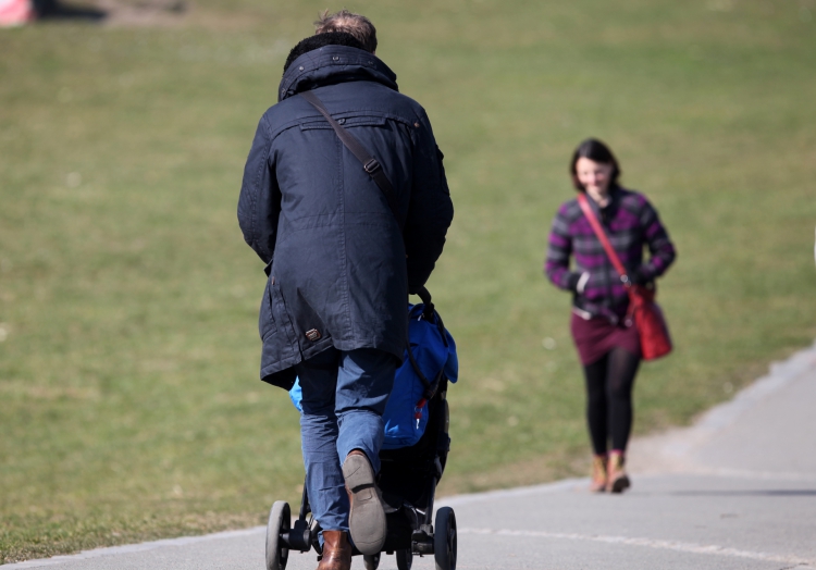 Linker CDU-Flügel will drei Tage Vaterschaftsurlaub im Wahlprogramm