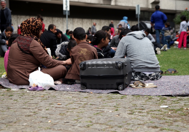 Familiennachzug für Flüchtlinge deutlich reduziert