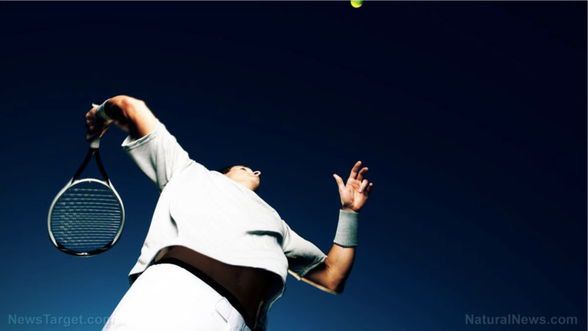 Top französischer Tennisstar durch COVID-Impfstoff-Booster-Dosis verLETZT!