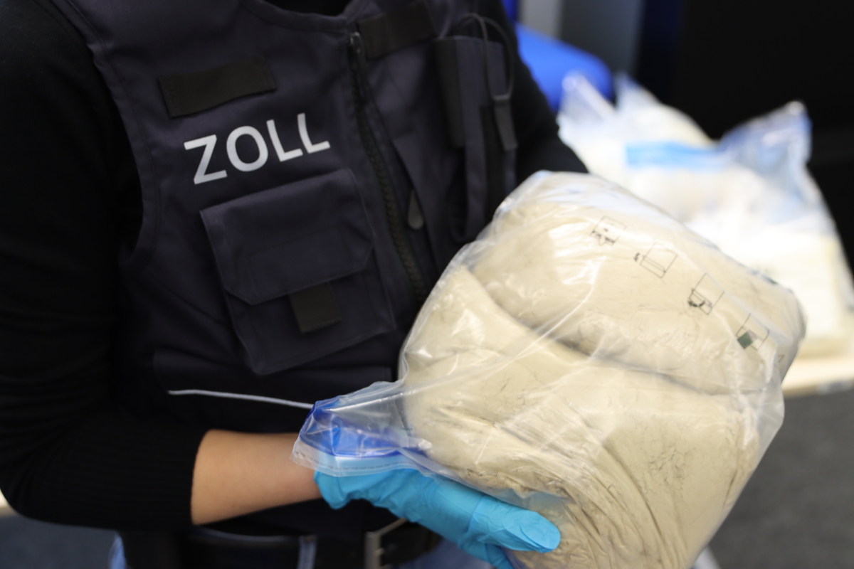 Marburg: Nach Drogenrazzia wurden 6 Personen festgenommen!