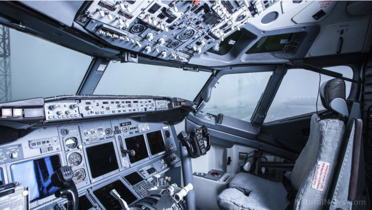 United Airlines holt ungeimpfte Mitarbeiter zurück!