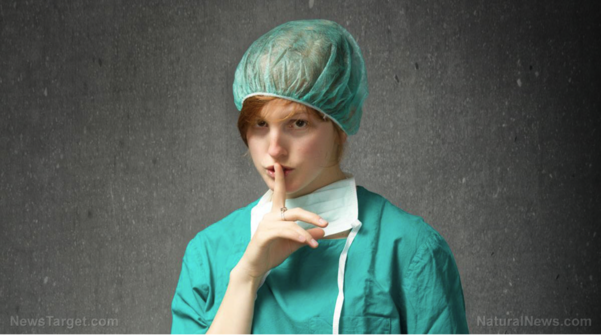 Wo ist Tiffany Dover? Krankenschwester, die während einer Live-Pressekonferenz in Ohnmacht fiel, als sie gegen COVID geimpft wurde, ist immer noch vermisst!