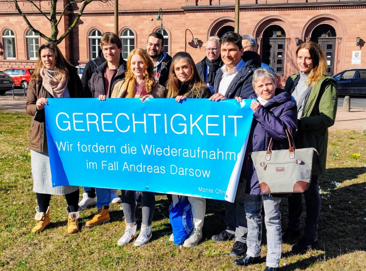 Medien-Echo und Fotogalerie zum Zivilprozess am 09.03.2022 in Darmstadt zum Fall Andreas Darsow!