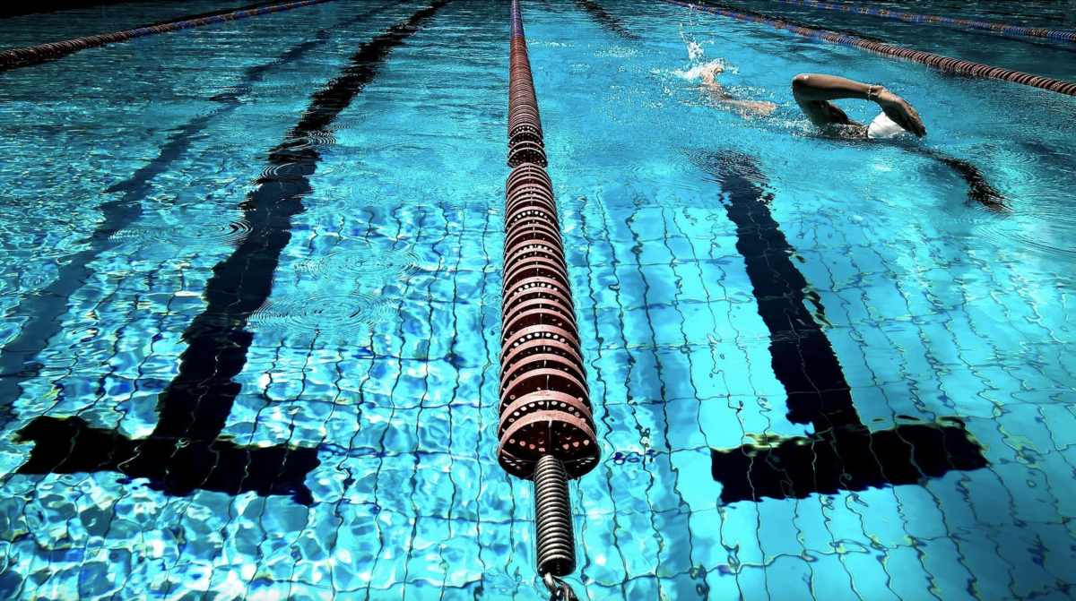 Drohender Gaslieferstopp: Erste Schwimmbäder senken Wassertemperatur!