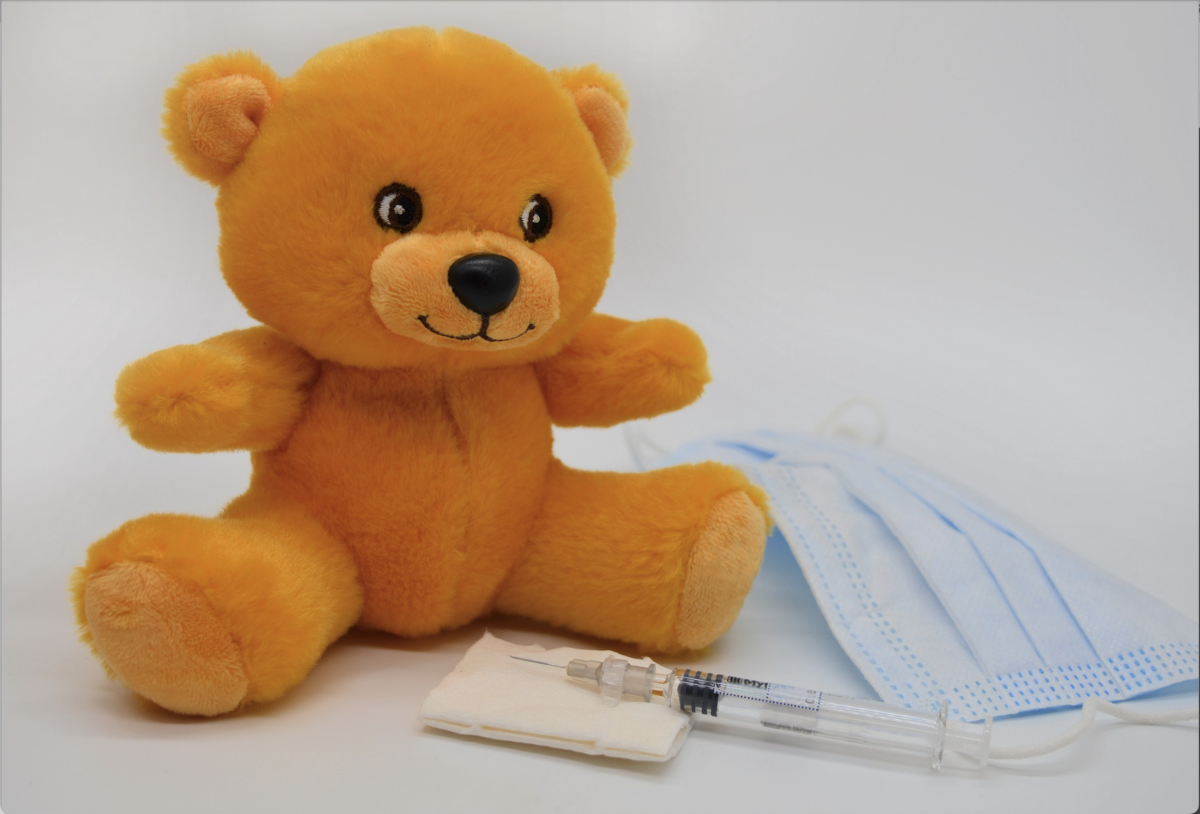 Pfizer bittet FDA um Zulassung der 3. COVID-Spritze für gesunde 5- bis 11-Jährige, basierend auf einer Studie mit 140 Kindern!
