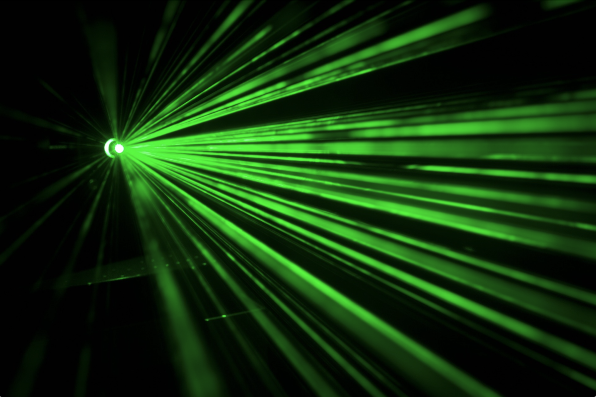 Frankfurt- Innenstadt: Mann blendet Passanten mit Laserpointer!
