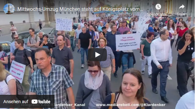 Mittwochs-Umzug München steht auf Königsplatz vom 18.05.22