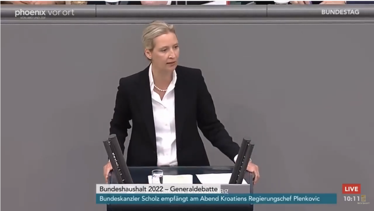 Alice Weidel (AFD) bei der Generaldebatte zum Bundeshaushalt 2022 vor der Sommerpause 2022