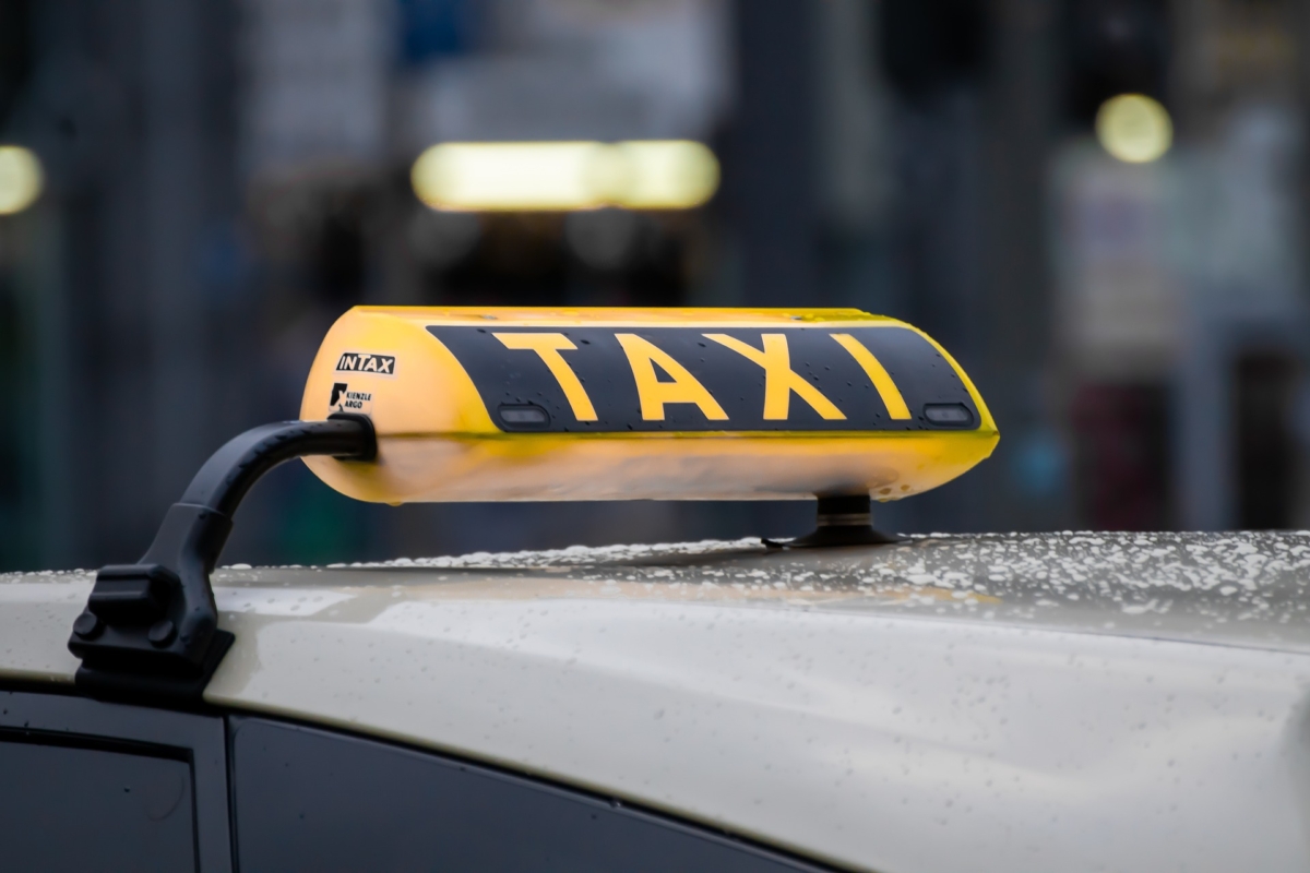 Paukenschlag in Südtirol! Taxifahrer verlangt für 13 Kilometer 100 Euro!