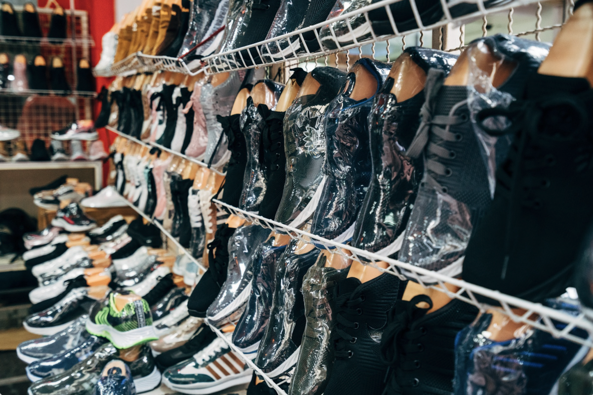 Die Volksverarschung! Deichmann profitiert von Corona-Hilfen – Millionen-Gewinn im Geschäftsjahr 2021!
