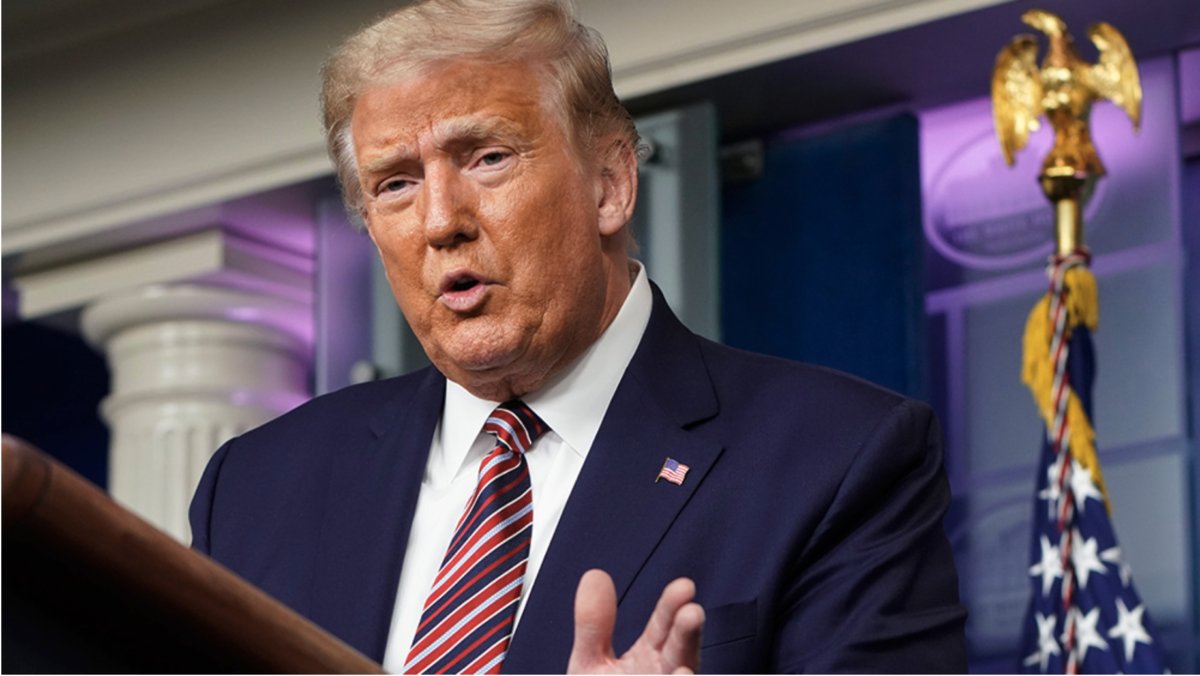 Trump wurde von Twitter „unter dem Druck von Bundesbehörden“ zensiert, bevor er verboten wurde
