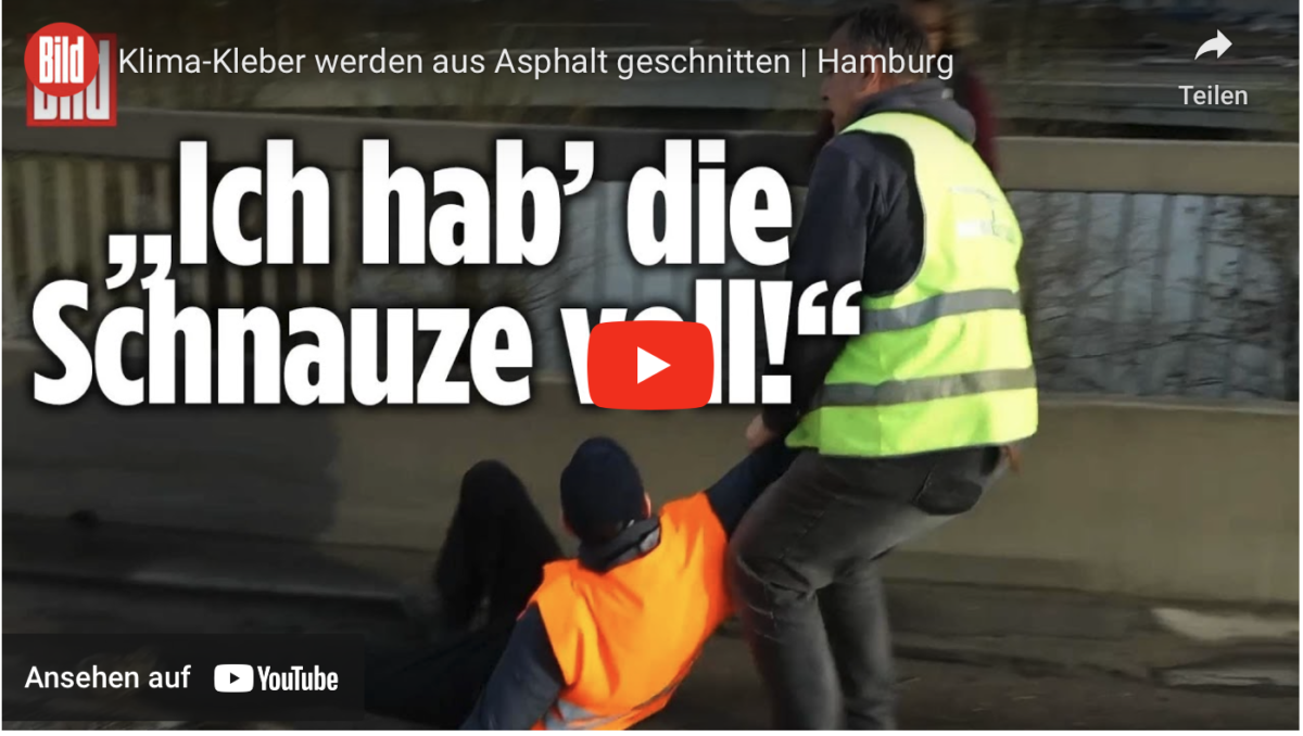 Klima-Kleber werden aus Asphalt geschnitten