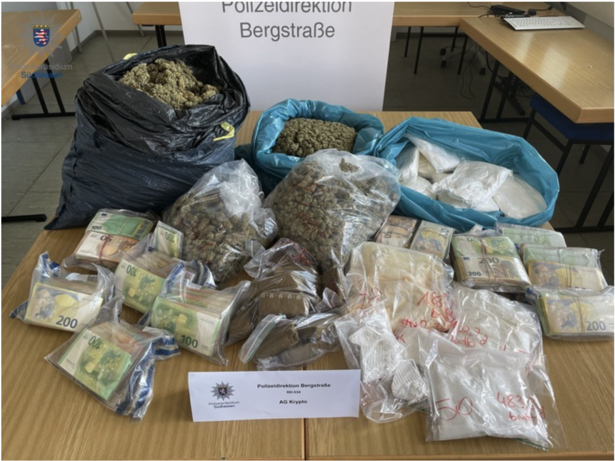 Lampertheim/ Mannheim Ludwigshafen: Rauschgiftfahnder beschlagnahmen kiloweise Drogen und rund 250.000 Euro Bargeld – Drei Verdächtige in Haft