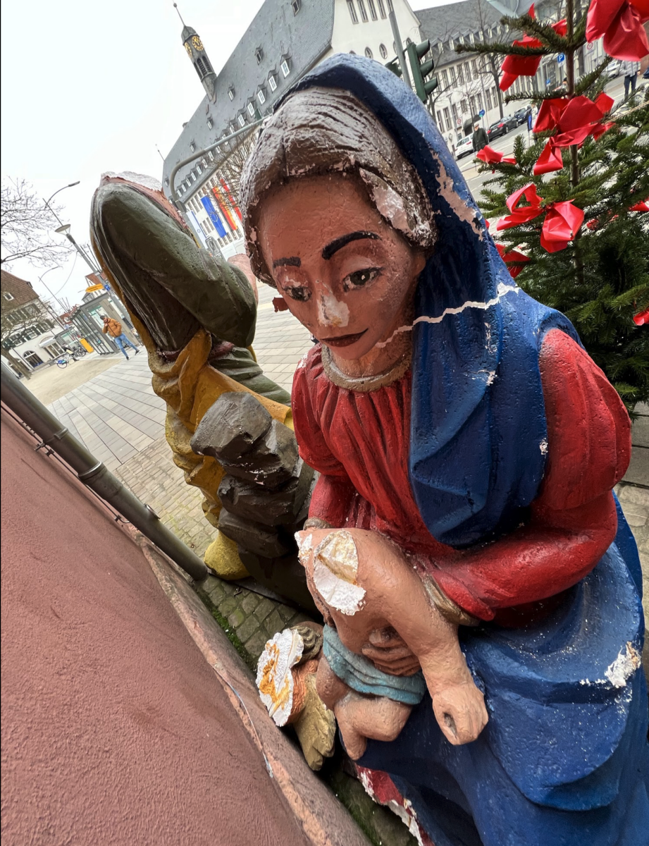Die Schande von Rüsselsheim weitet sich aus! Zerstörte Weihnachtgrippe um 11:00 Uhr noch nicht entfernt!