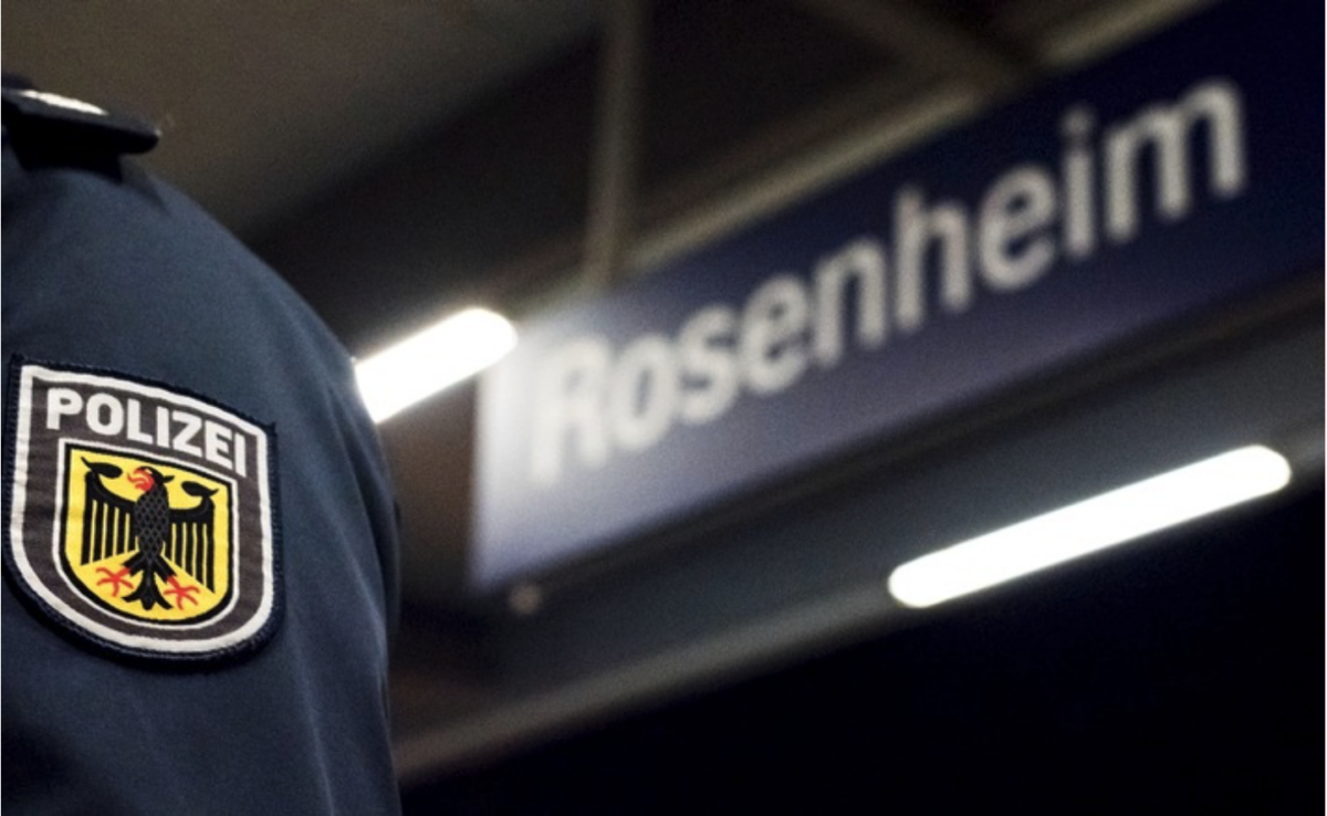 München: Zehnköpfige Migrantengruppe im Regionalzug Nach Schleusung auf Lkw-Ladefläche mit Zug nach Deutschland