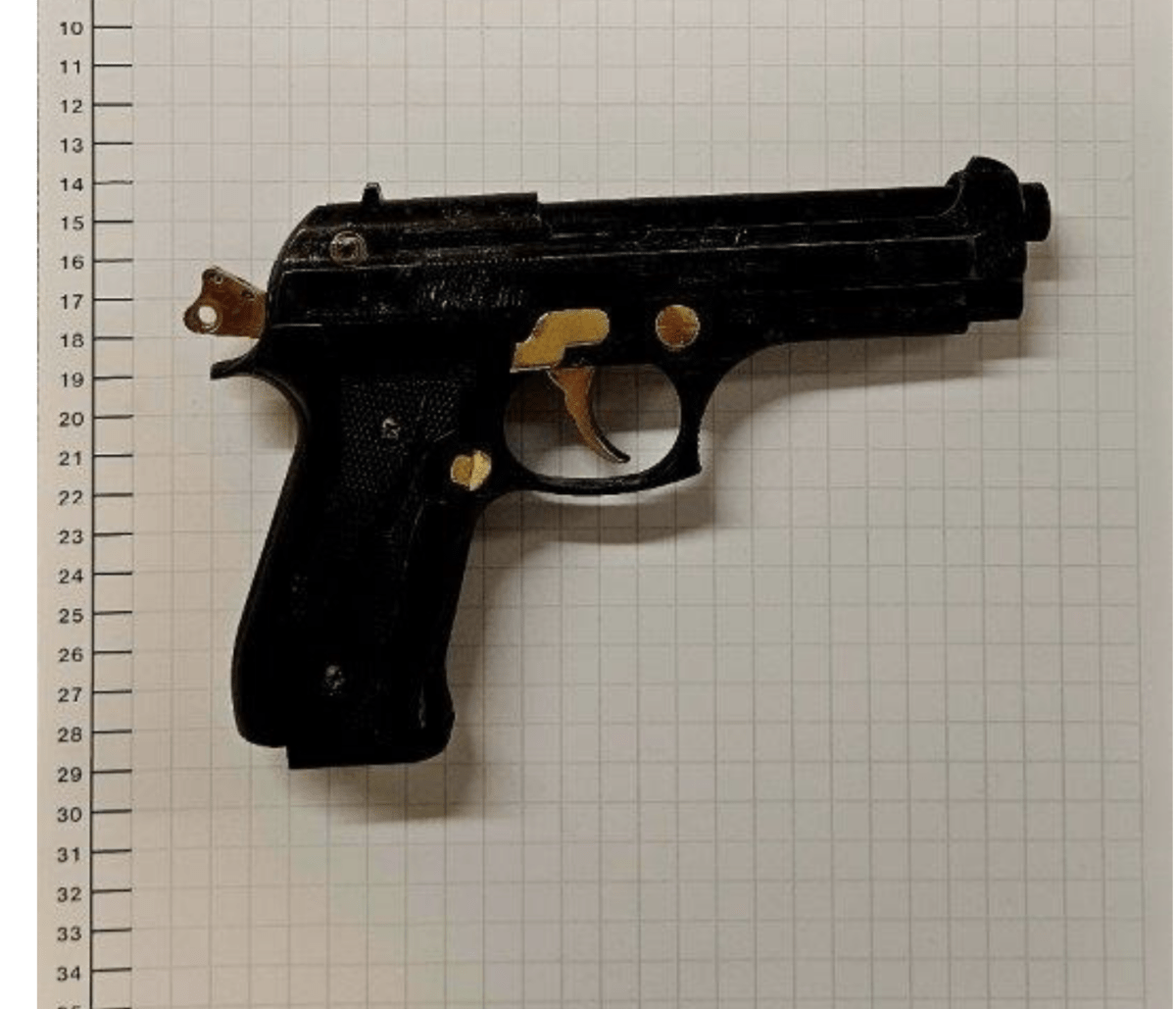 Gelsenkirchen: Bundespolizei stellt Schreckschusswaffe von 23-Jährigem sicher!
