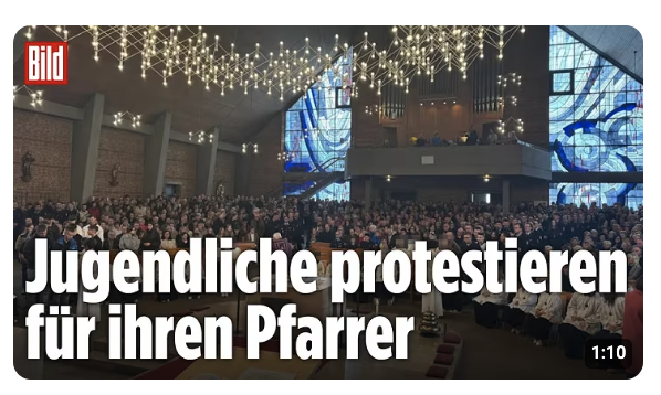 Messdiener streiken für ihren Party-Pfarrer | Gefeuert, weil er mit Jugendlichen gezecht haben soll