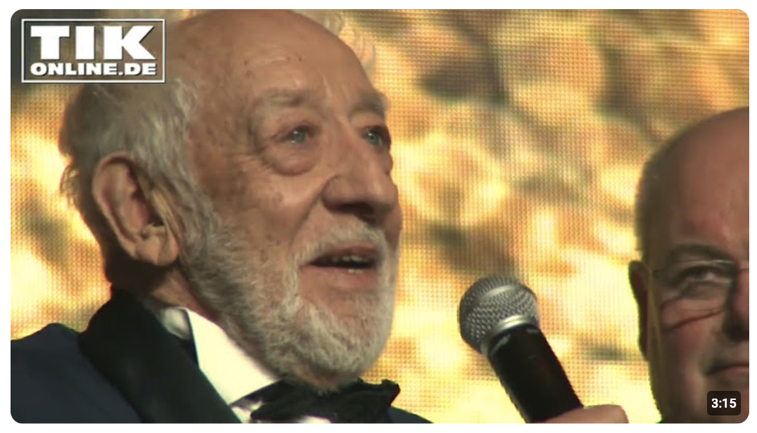 Dieter Hallervorden: Große Emotionen beim Ehrenpreis für Meinungsfreiheit beim Presseball 2026