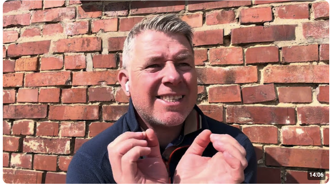 Lügen,warum?Weil sie es können! Dieses Demo-Lied aus Irland noch besser? Link in der Beschreibung